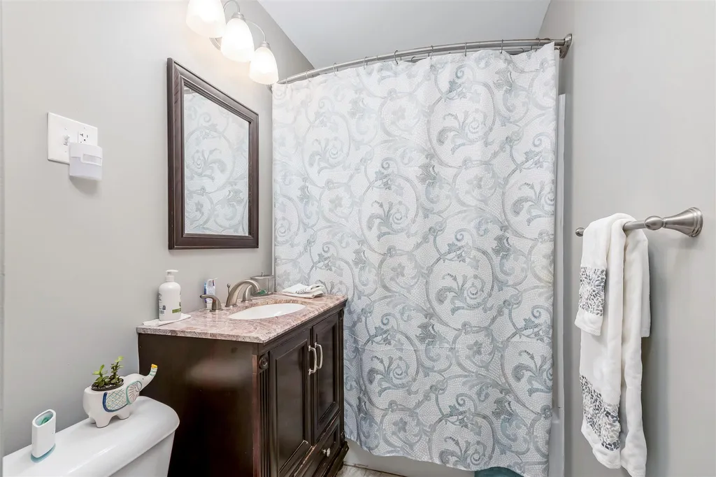 4 Niquette Court Winooski VT 05404