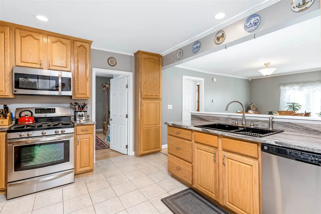 4 Niquette Court Winooski VT 05404