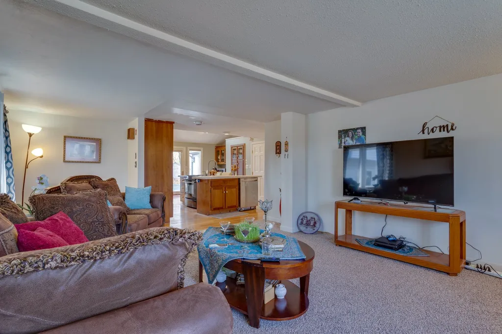 75 College Road Stratham NH 03885
