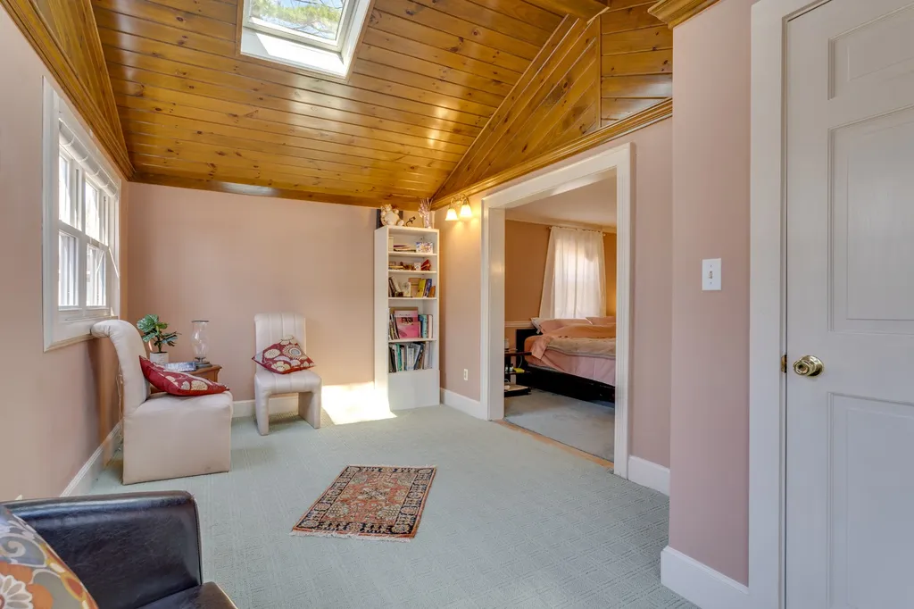 75 College Road Stratham NH 03885