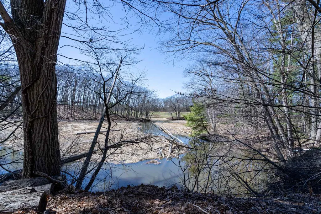 75 College Road Stratham NH 03885