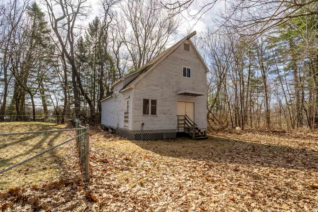 75 College Road Stratham NH 03885