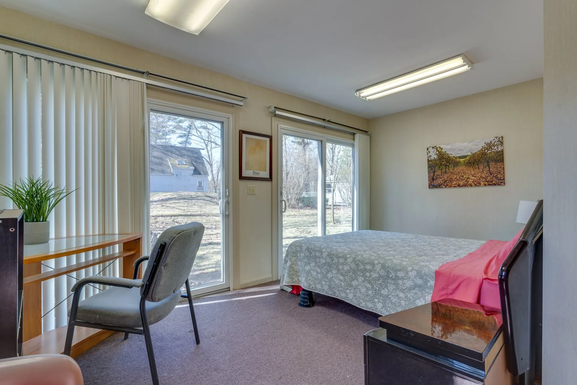 75 College Road Stratham NH 03885