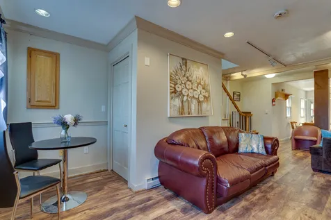 75 College Road Stratham NH 03885