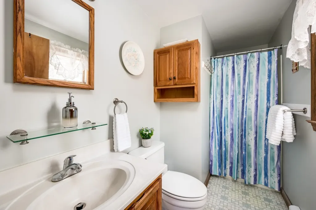 8 Lamy Road Rochester NH 03839
