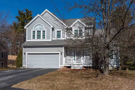 42 Exeter Farms Road Exeter NH 03833