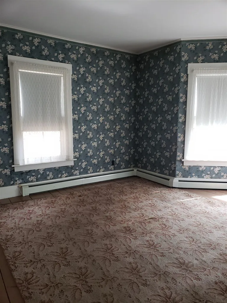24 Crescent Street Newport NH 03773