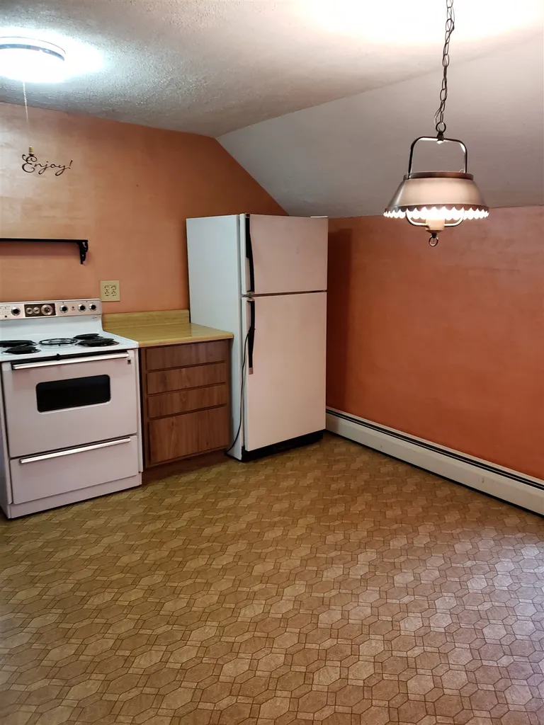 24 Crescent Street Newport NH 03773