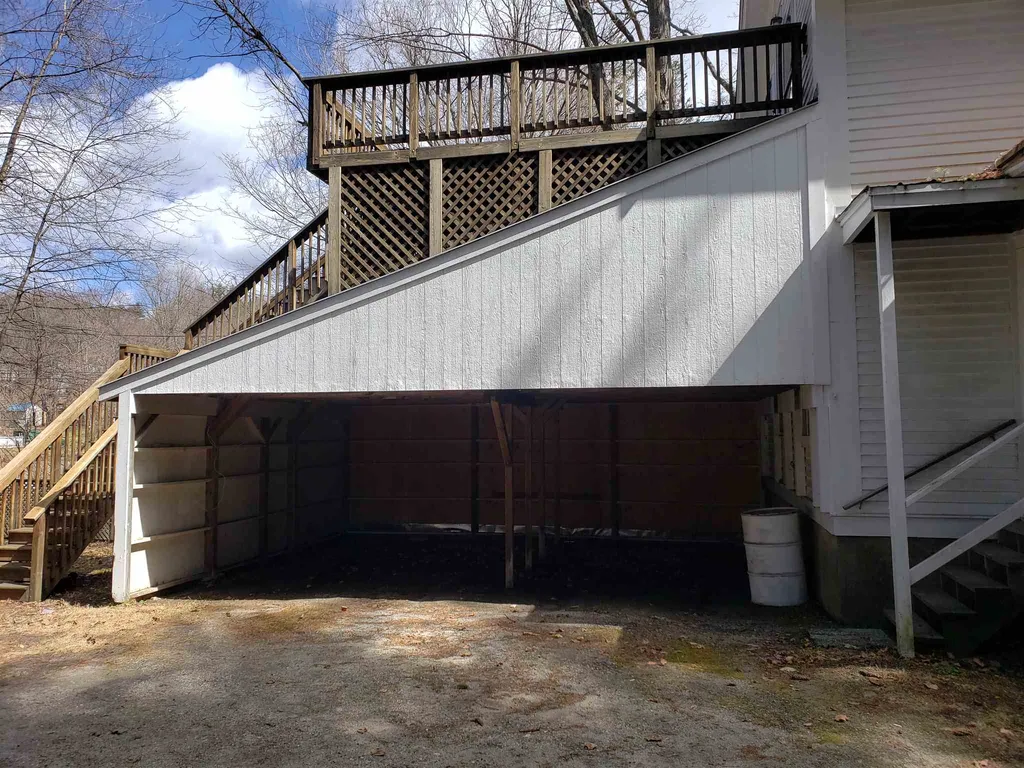 24 Crescent Street Newport NH 03773