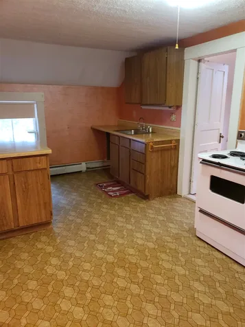 24 Crescent Street Newport NH 03773
