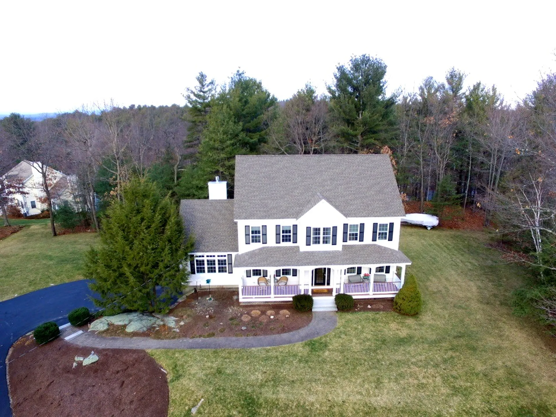 1 Ledgewood Drive Litchfield NH 03052