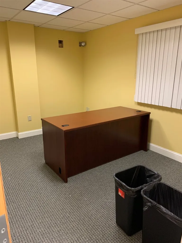 19 Elm Street Nashua NH 03060