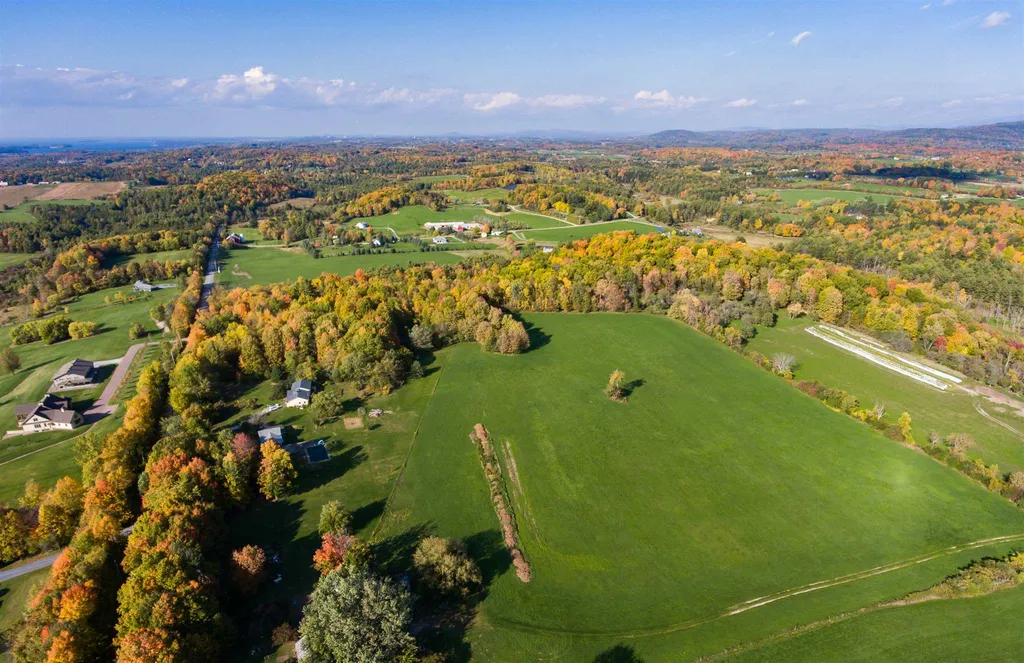 1555 Spear Street Charlotte VT 05445