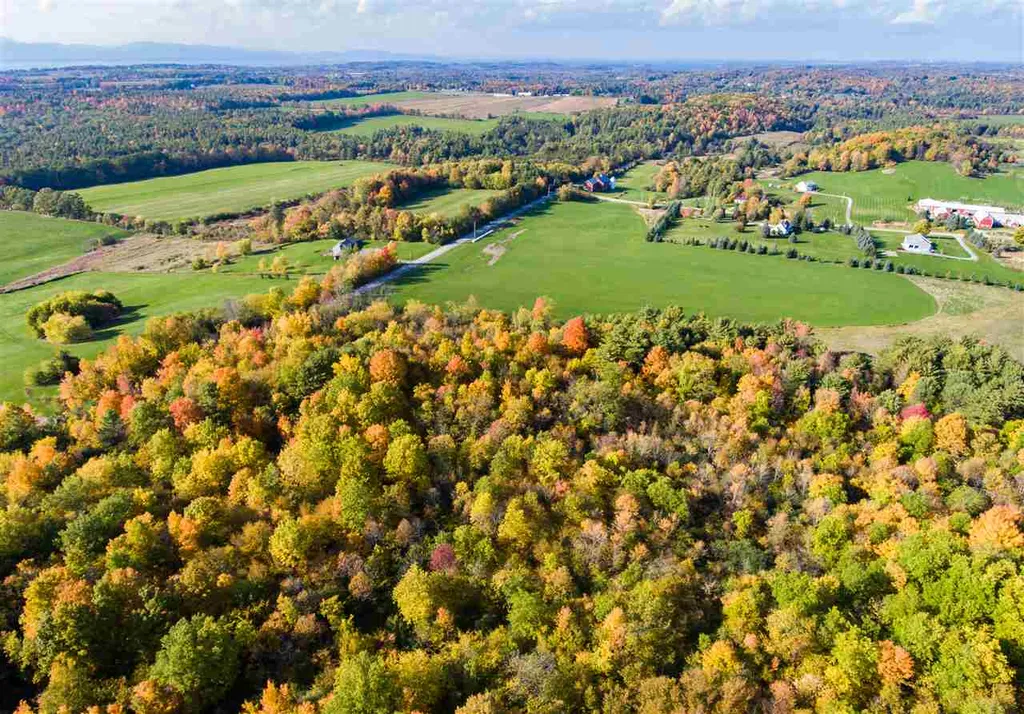 1555 Spear Street Charlotte VT 05445