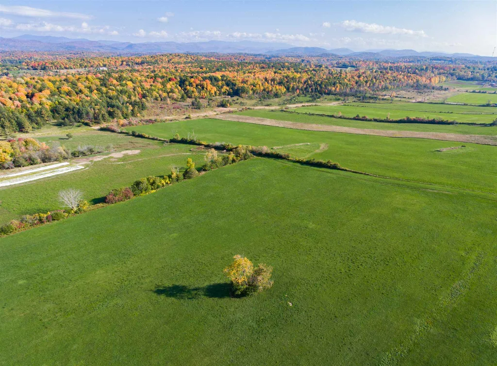 1555 Spear Street Charlotte VT 05445