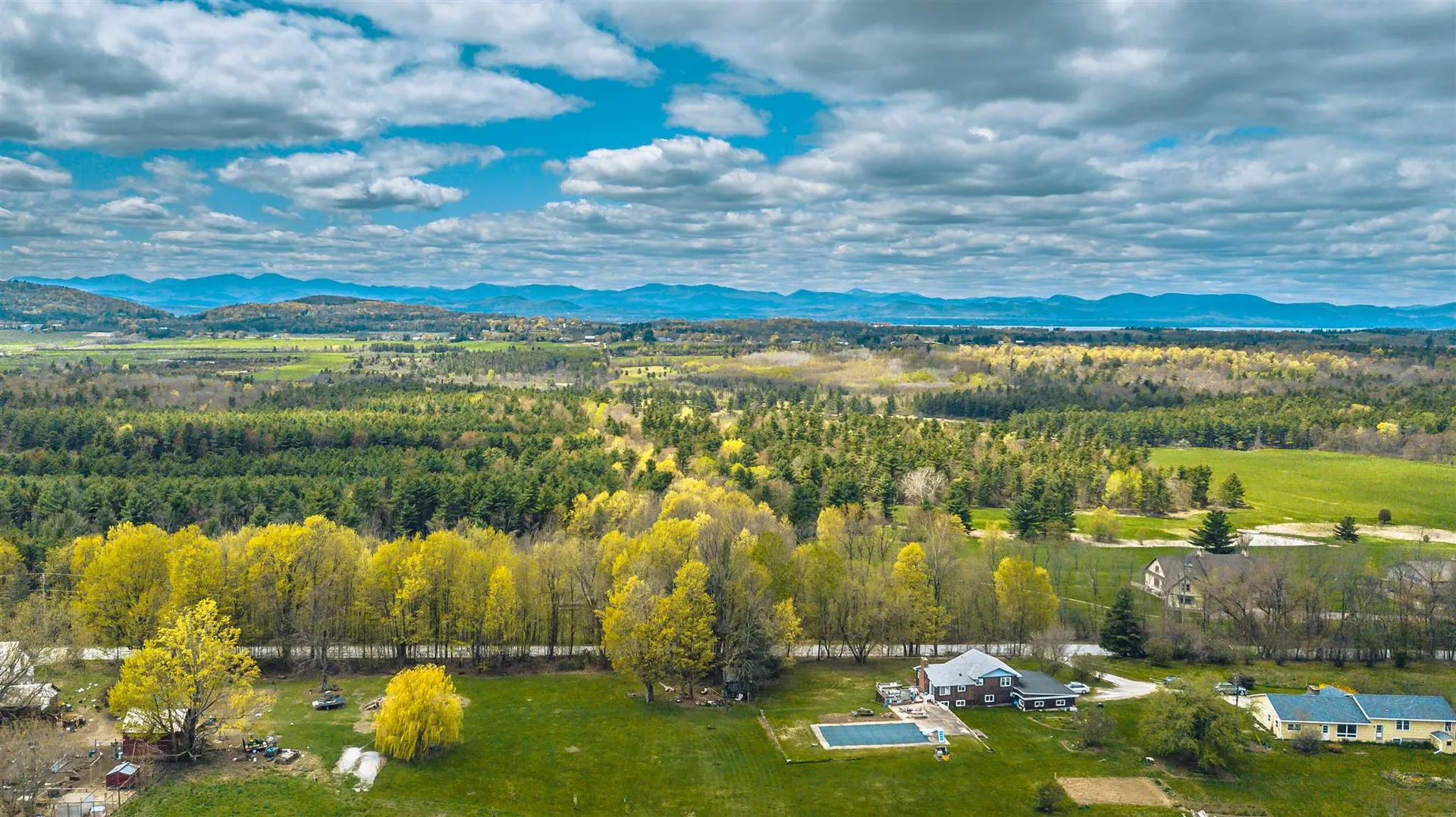 1555 Spear Street Charlotte VT 05445