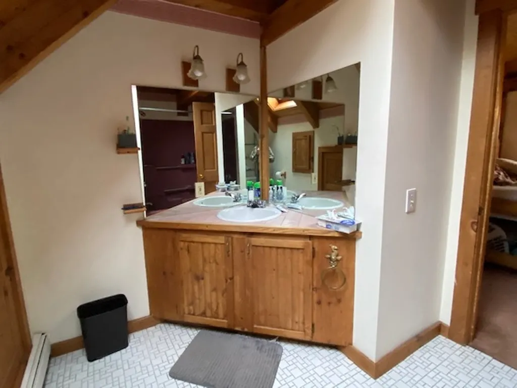 200 Piper Lane Royalton VT 05068