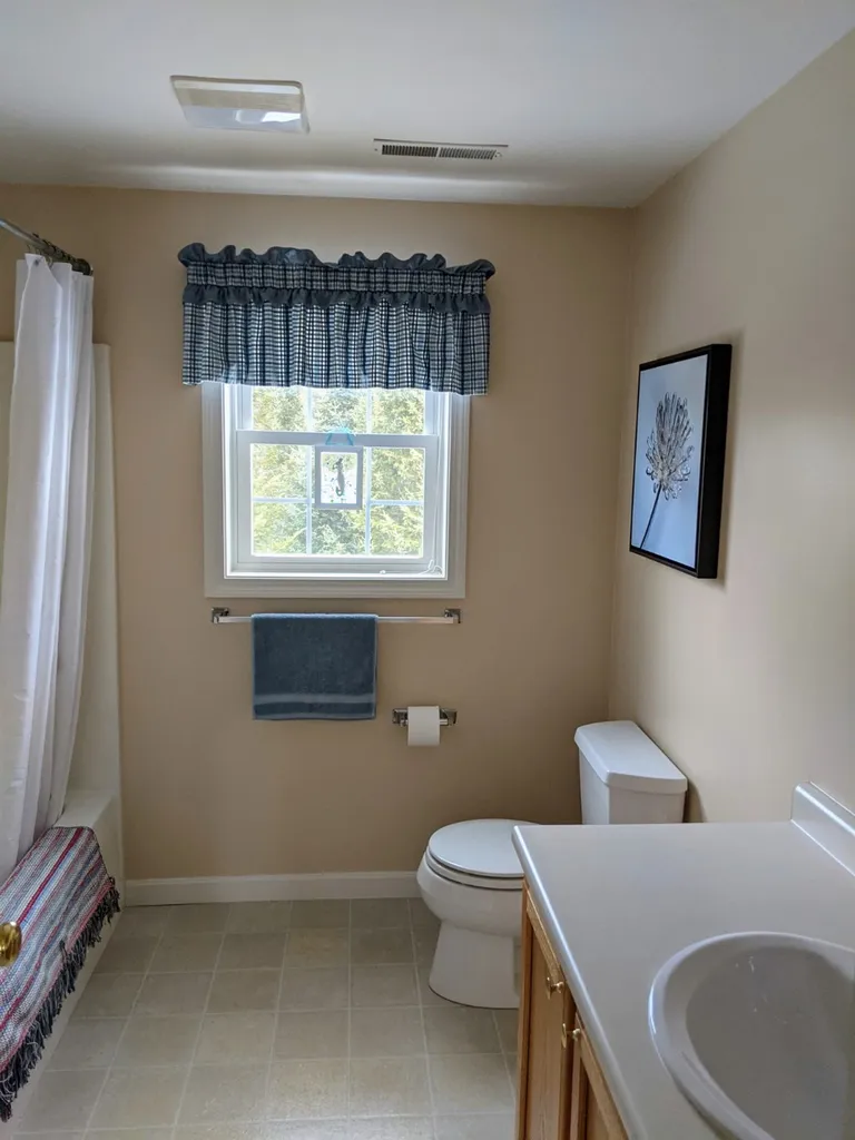 48 Adams Way Middleton NH 03887