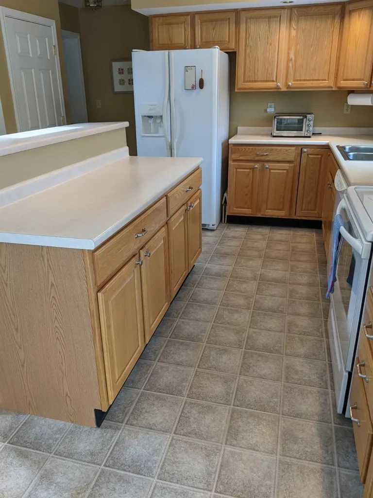 48 Adams Way Middleton NH 03887