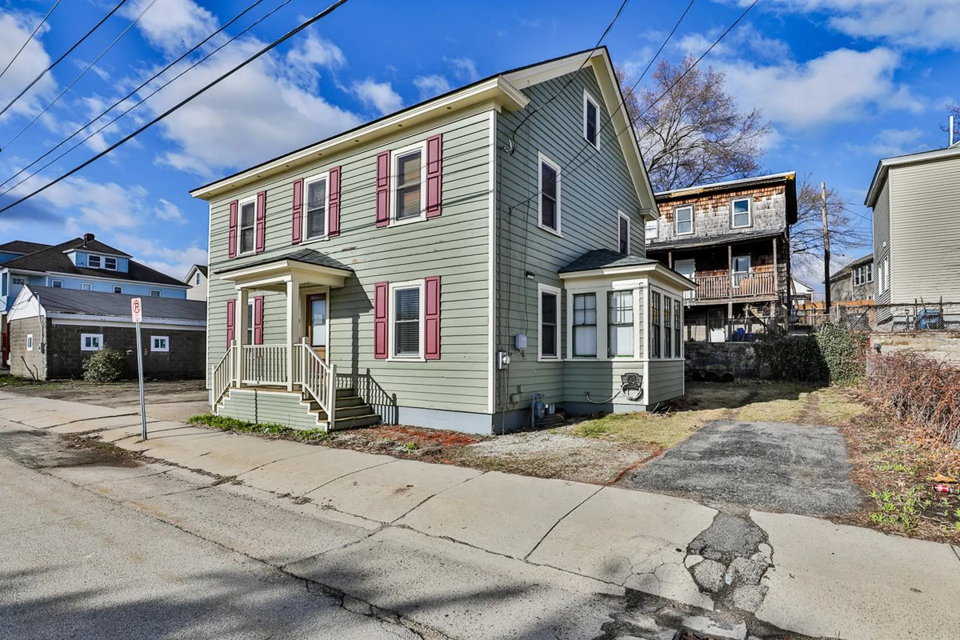 5 Spruce Street Nashua NH 03060