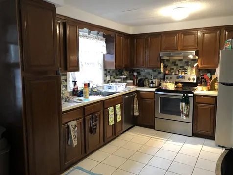 196 Elmwood Avenue Manchester NH 03103