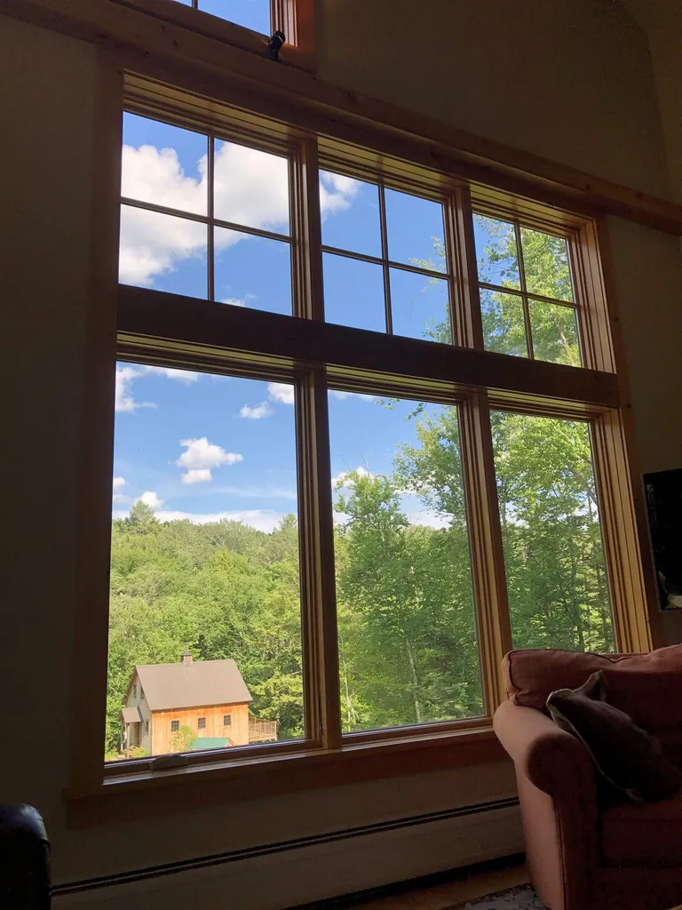 33 Vacation Lodges Road Londonderry VT 05148