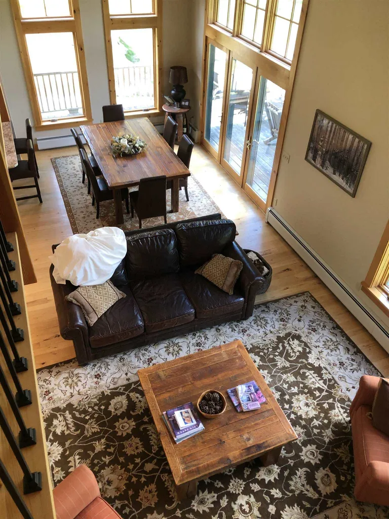33 Vacation Lodges Road Londonderry VT 05148