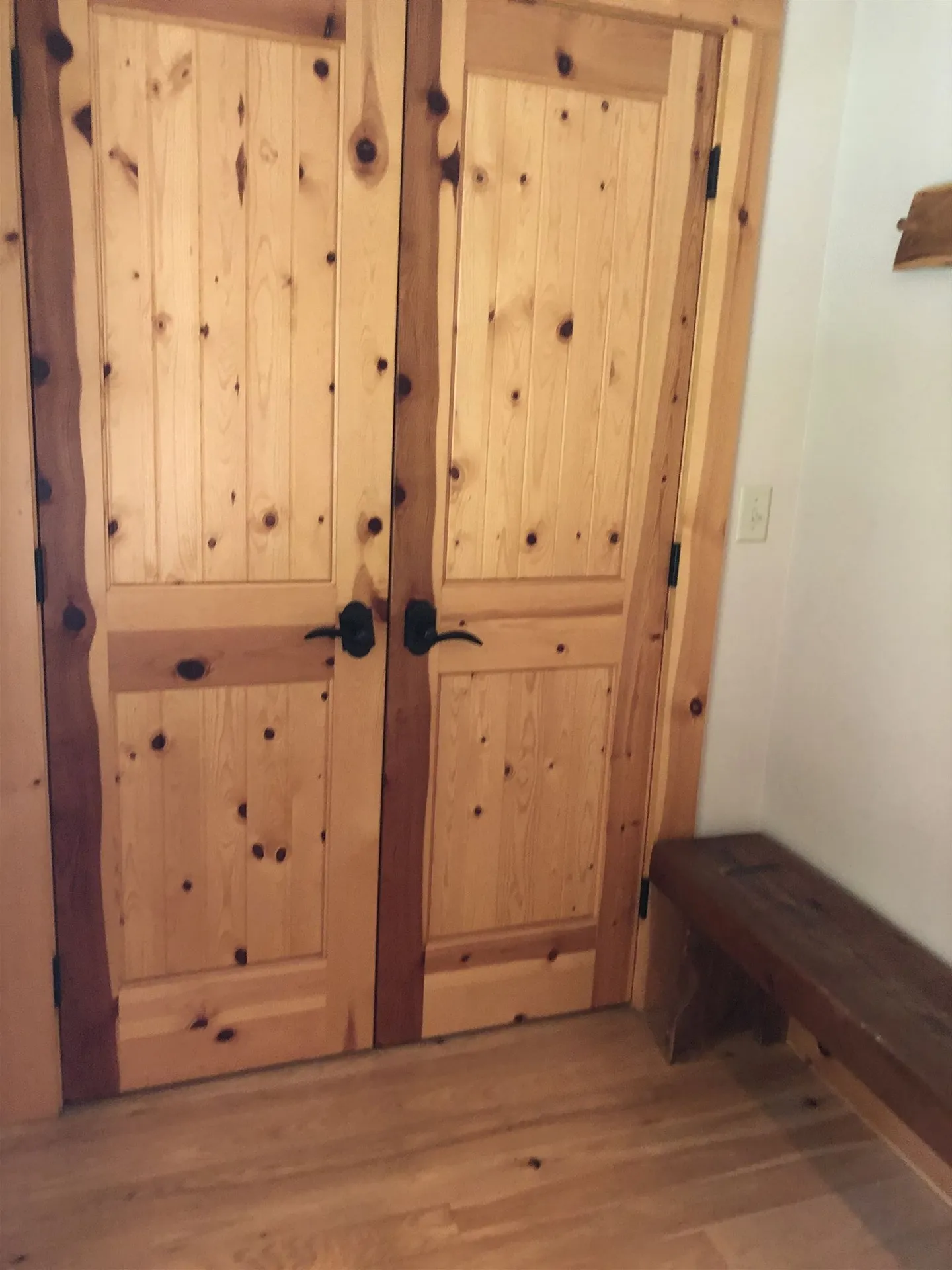 33 Vacation Lodges Road Londonderry VT 05148