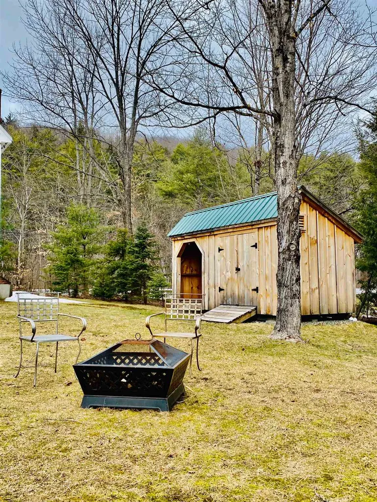 2599 Route 100 Wardsboro VT 05355