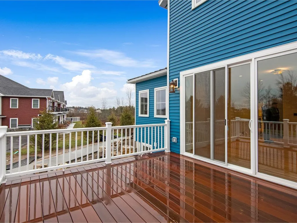 225 Midland Avenue South Burlington VT 05403-7118