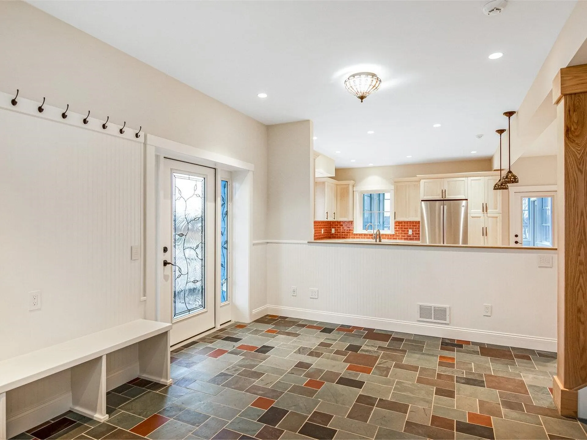 225 Midland Avenue South Burlington VT 05403-7118