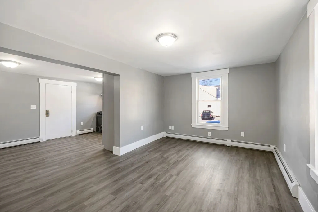 377 Union Avenue Laconia NH 03246