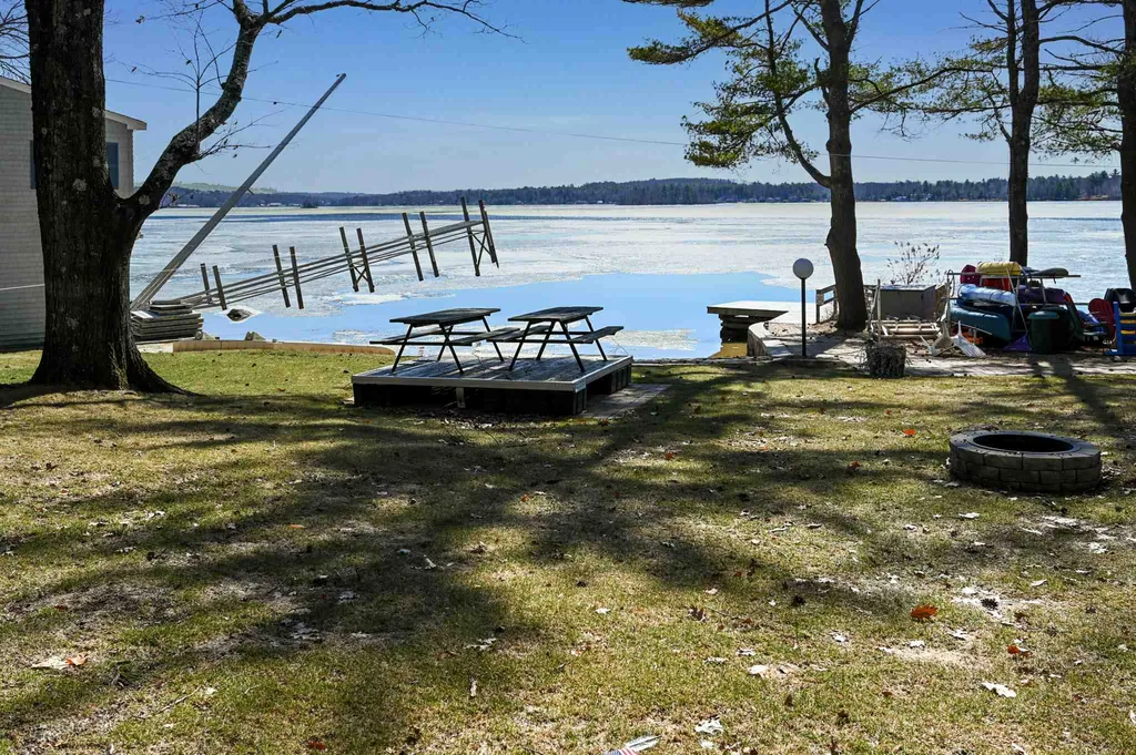 518 Weirs Boulevard Laconia NH 03246