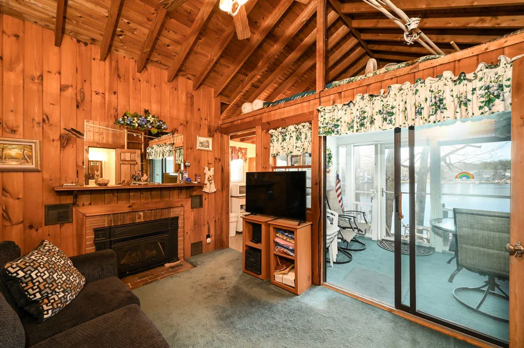 518 Weirs Boulevard Laconia NH 03246
