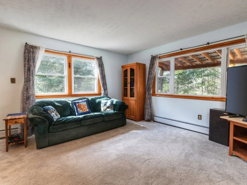 207 Lee River Road Jericho VT 05465