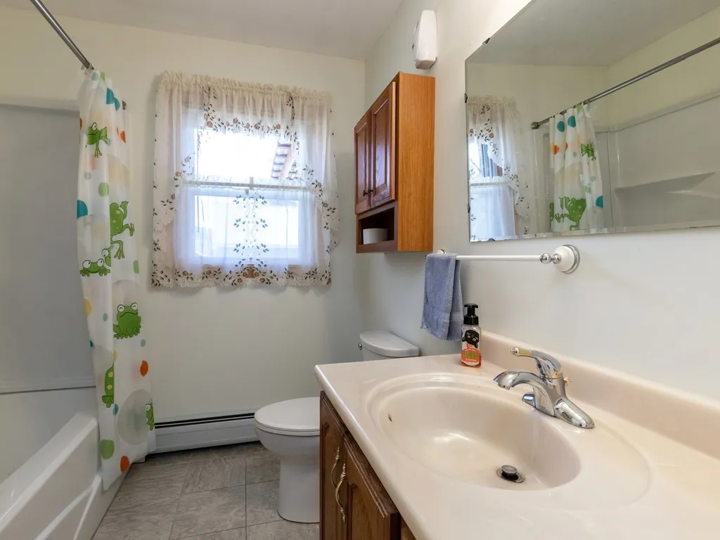 207 Lee River Road Jericho VT 05465