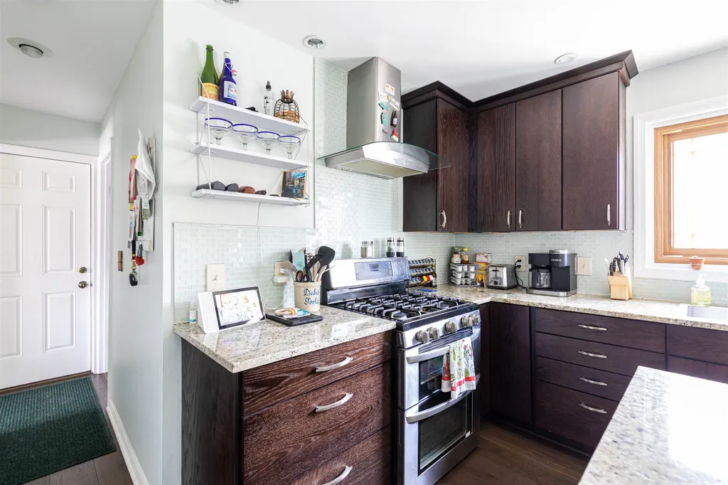 3 Barnsley Street South Burlington VT 05403