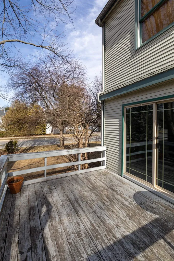 3 Barnsley Street South Burlington VT 05403