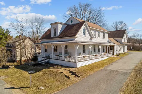 40 Elm Street Goffstown NH 03045