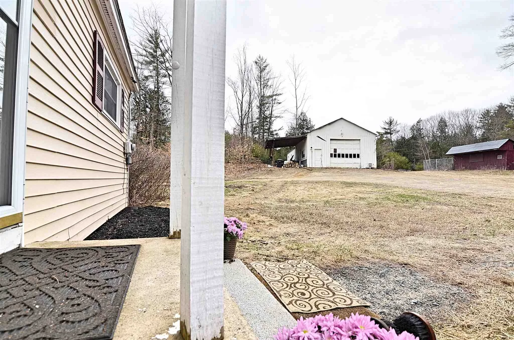 1022 Hill Road Franklin NH 03235