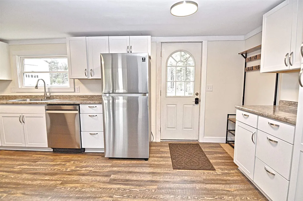 1022 Hill Road Franklin NH 03235
