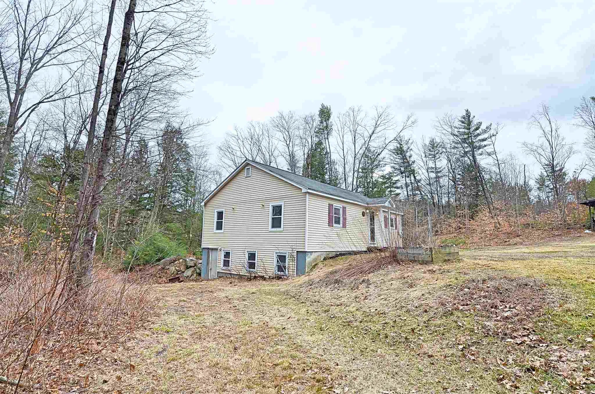 1022 Hill Road Franklin NH 03235