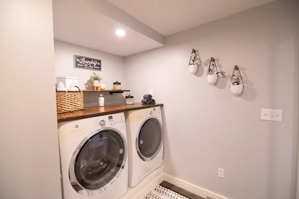 36 Arthur White Road Lancaster NH 03584