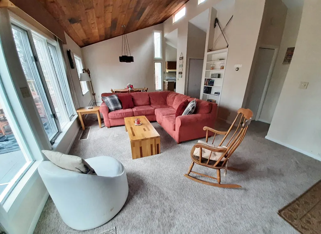 8 Mclaren Drive Campton NH 03223
