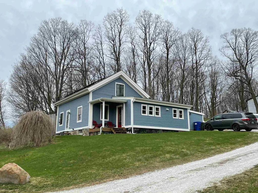 1524 Charlotte Road Hinesburg VT 05461