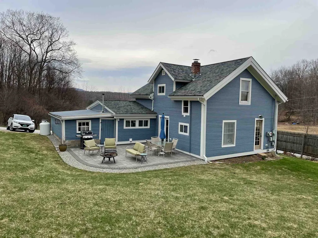 1524 Charlotte Road Hinesburg VT 05461