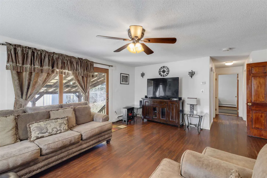 2 Hampshire Terrace Lebanon NH 03784
