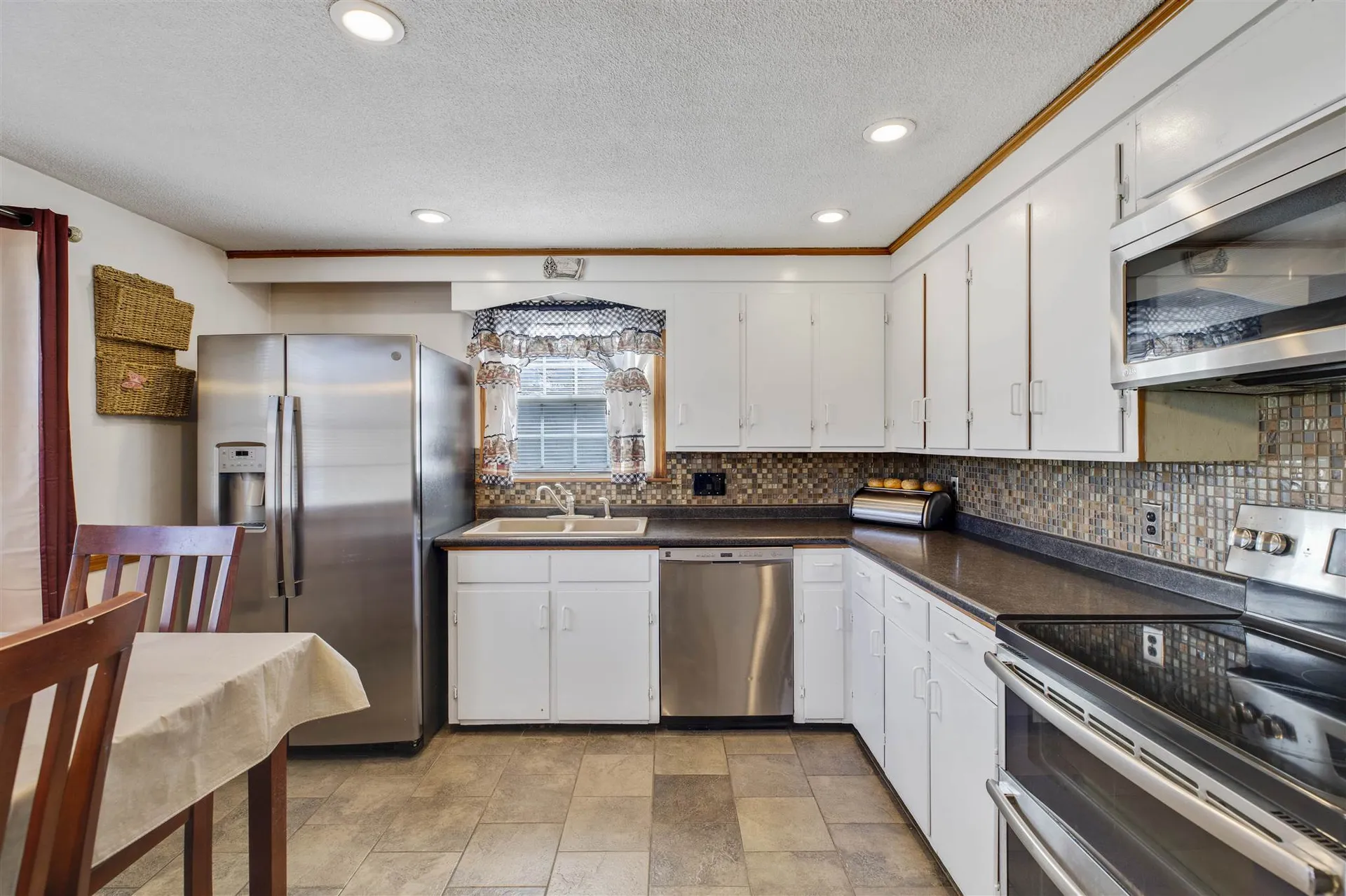 2 Hampshire Terrace Lebanon NH 03784