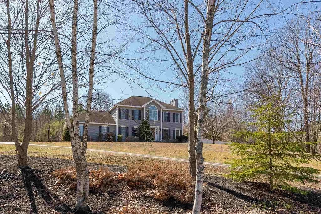 118 Byam Road New Boston NH 03070