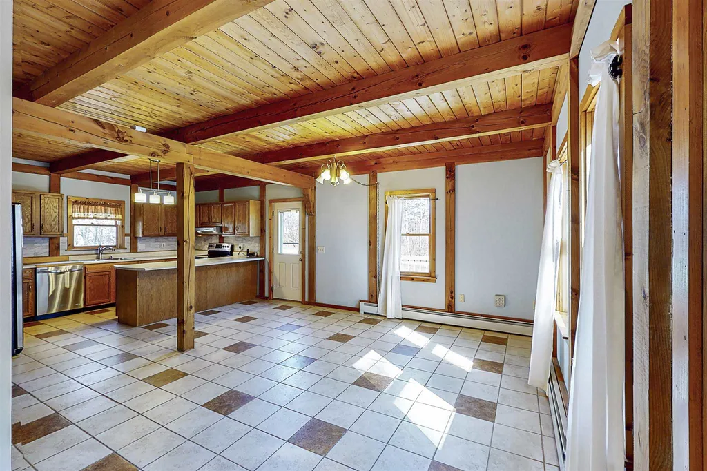 33 Greenwood Drive Northfield NH 03276